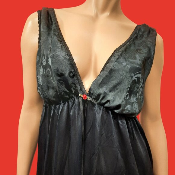 Vintage 70s 80s Black Nightgown Full Length Deep V Neck Sleeveless Size M - Picture 2 of 6